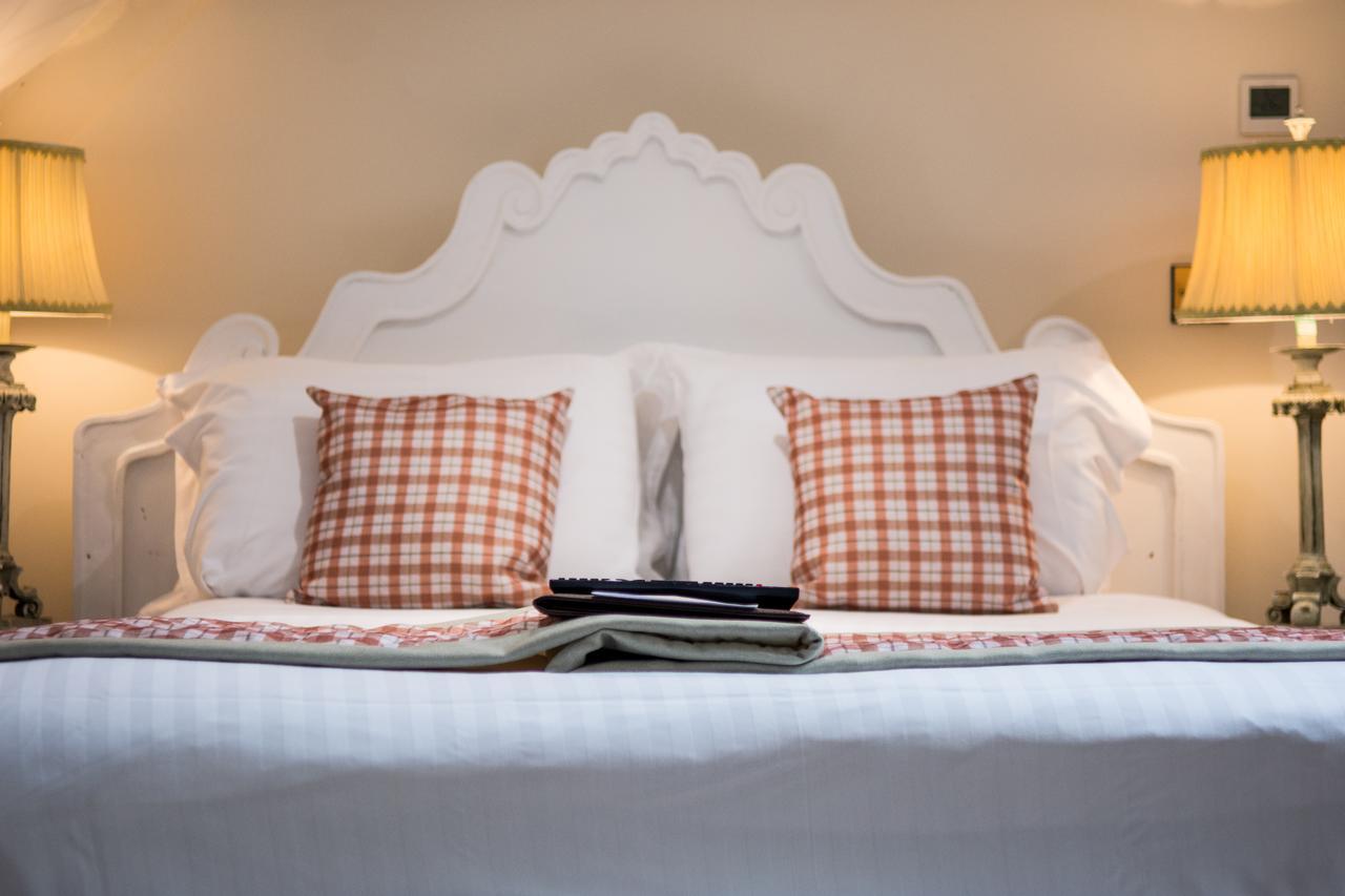 The Longleat Bath Arms Hotel ภายนอก รูปภาพ