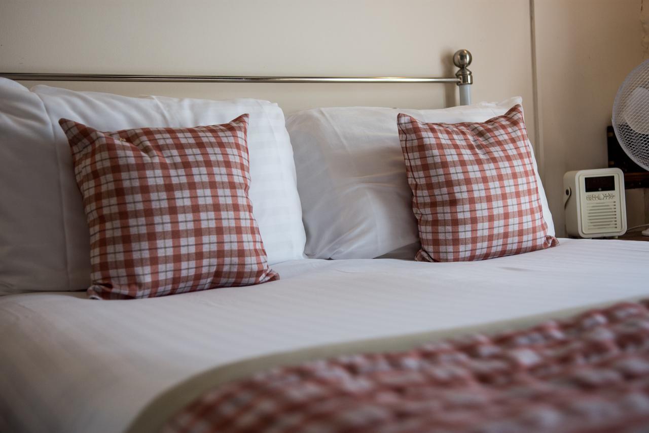 The Longleat Bath Arms Hotel ภายนอก รูปภาพ
