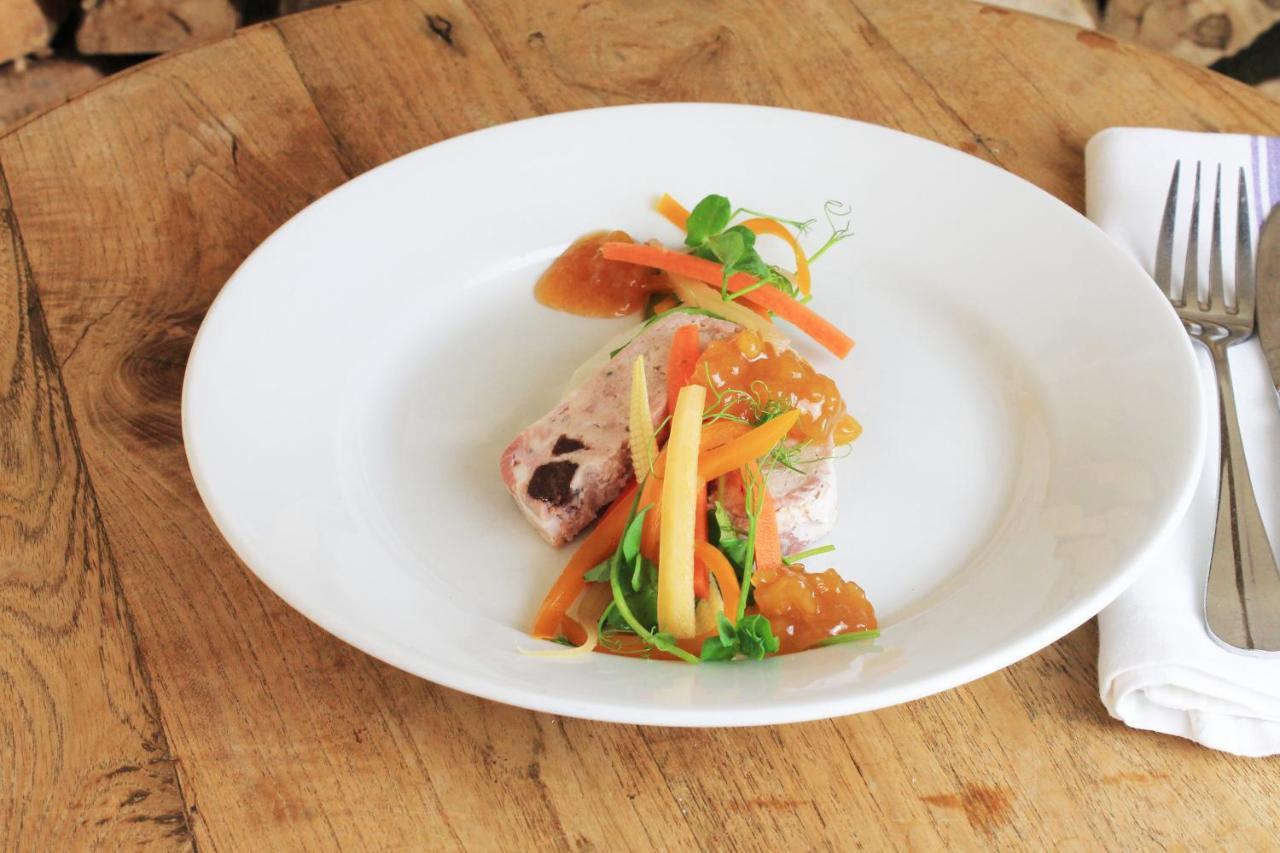 The Longleat Bath Arms Hotel ภายนอก รูปภาพ